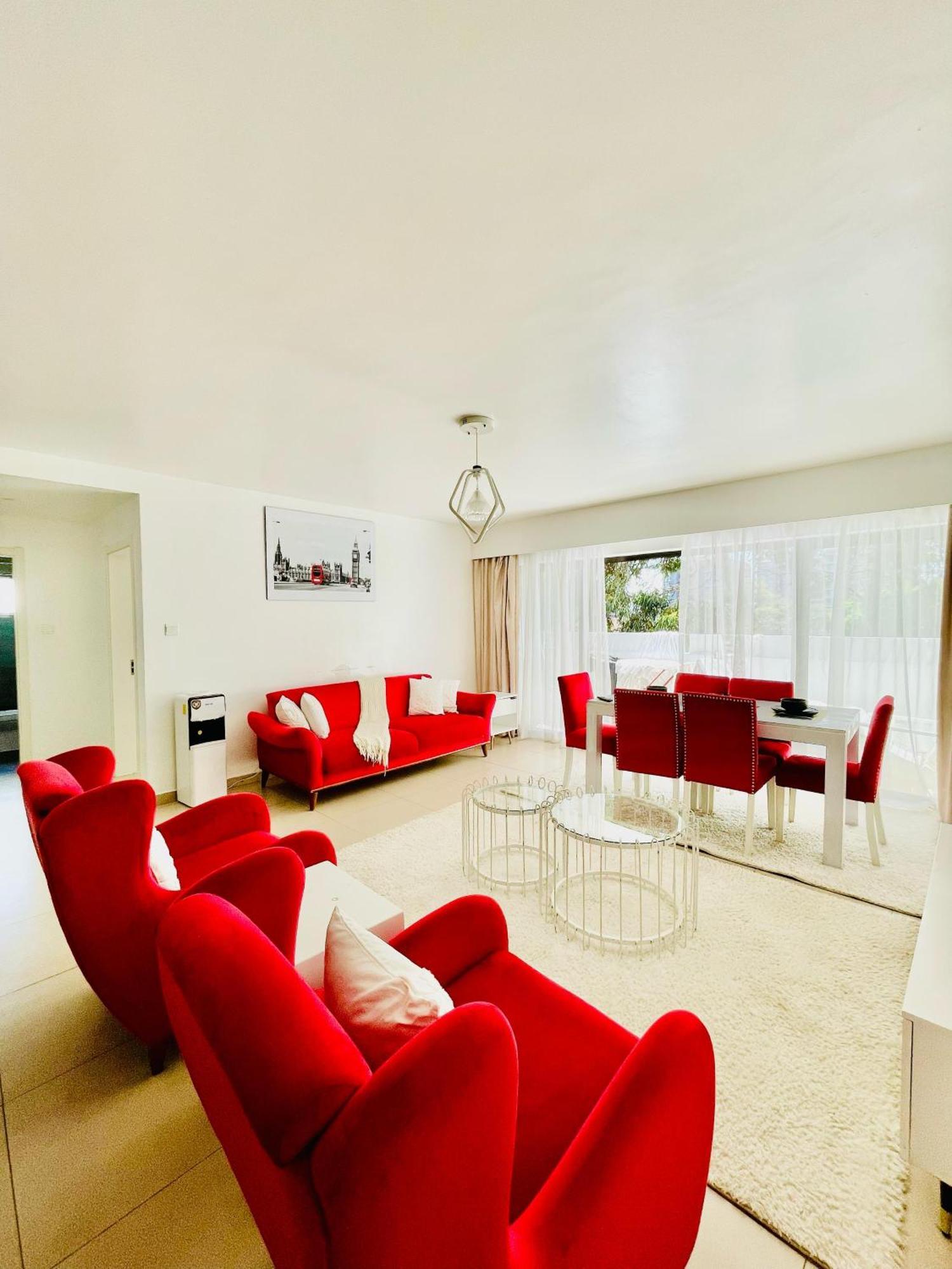 Astoria Luxury Apartments Nairobi, Lavington ภายนอก รูปภาพ
