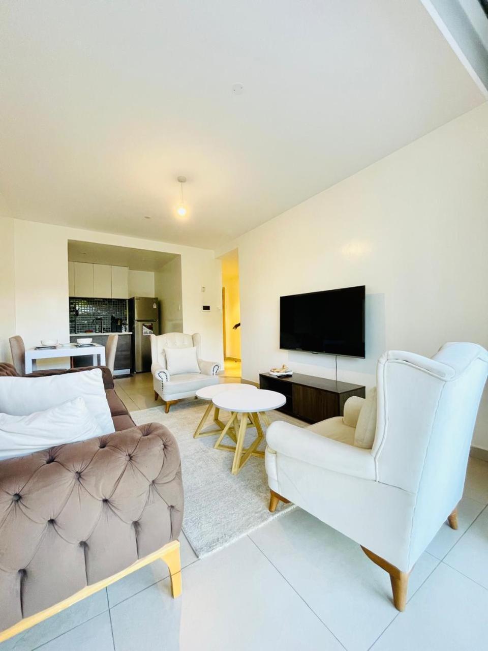 Astoria Luxury Apartments Nairobi, Lavington ภายนอก รูปภาพ