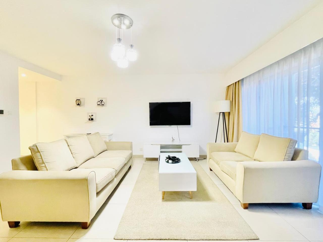 Astoria Luxury Apartments Nairobi, Lavington ภายนอก รูปภาพ