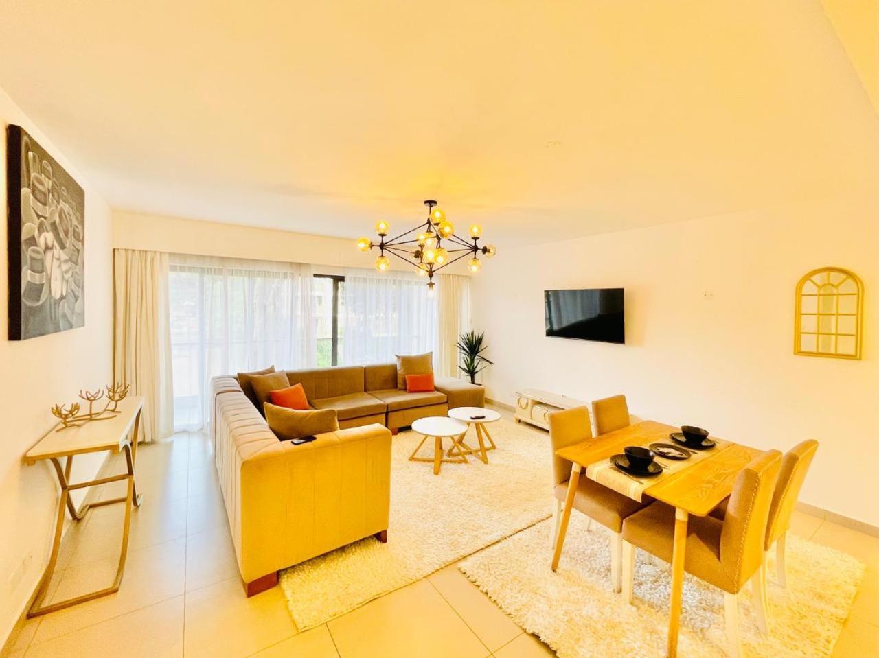 Astoria Luxury Apartments Nairobi, Lavington ภายนอก รูปภาพ